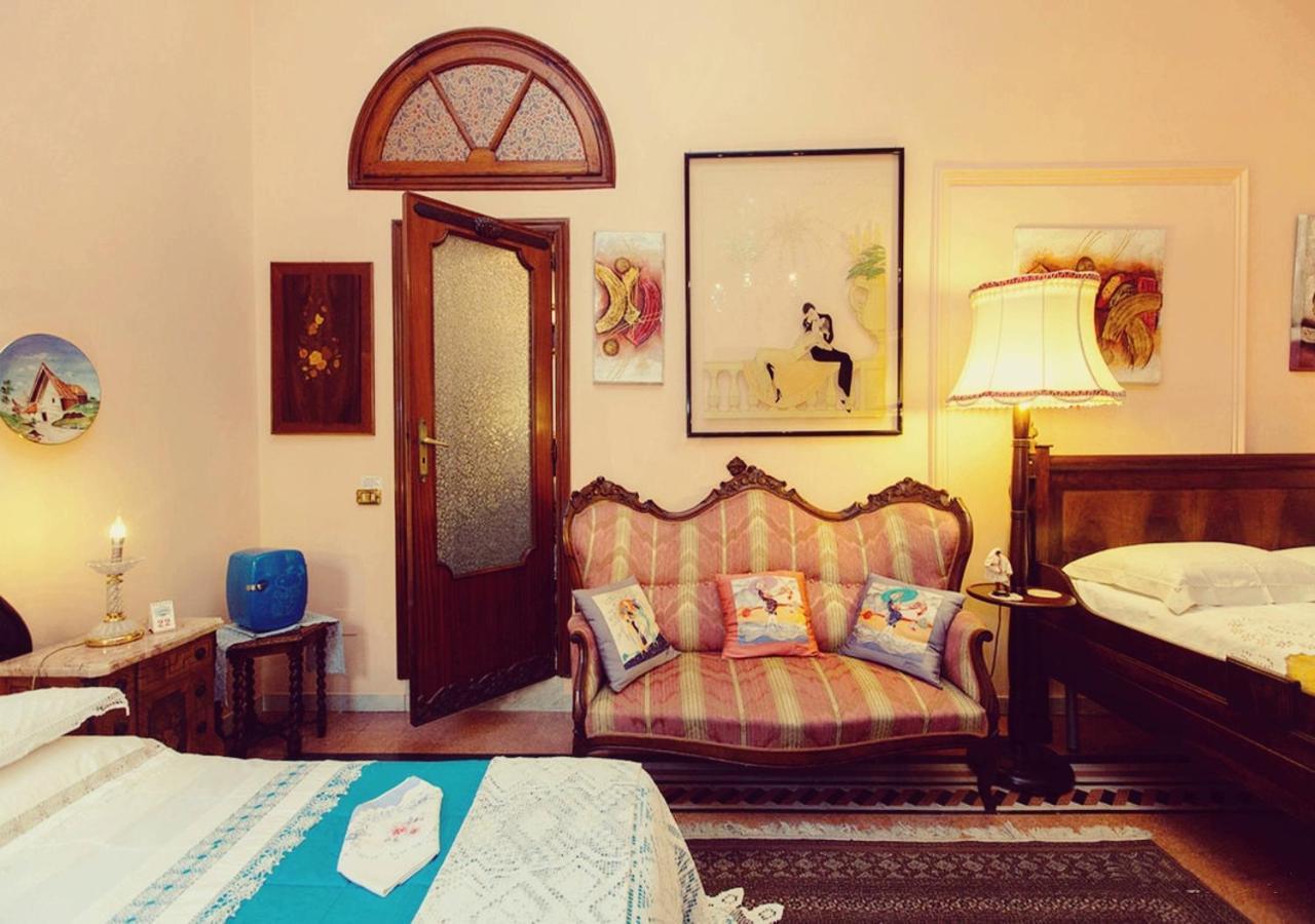 B&B Atmosfere Del Centro Storico Naples Exterior photo